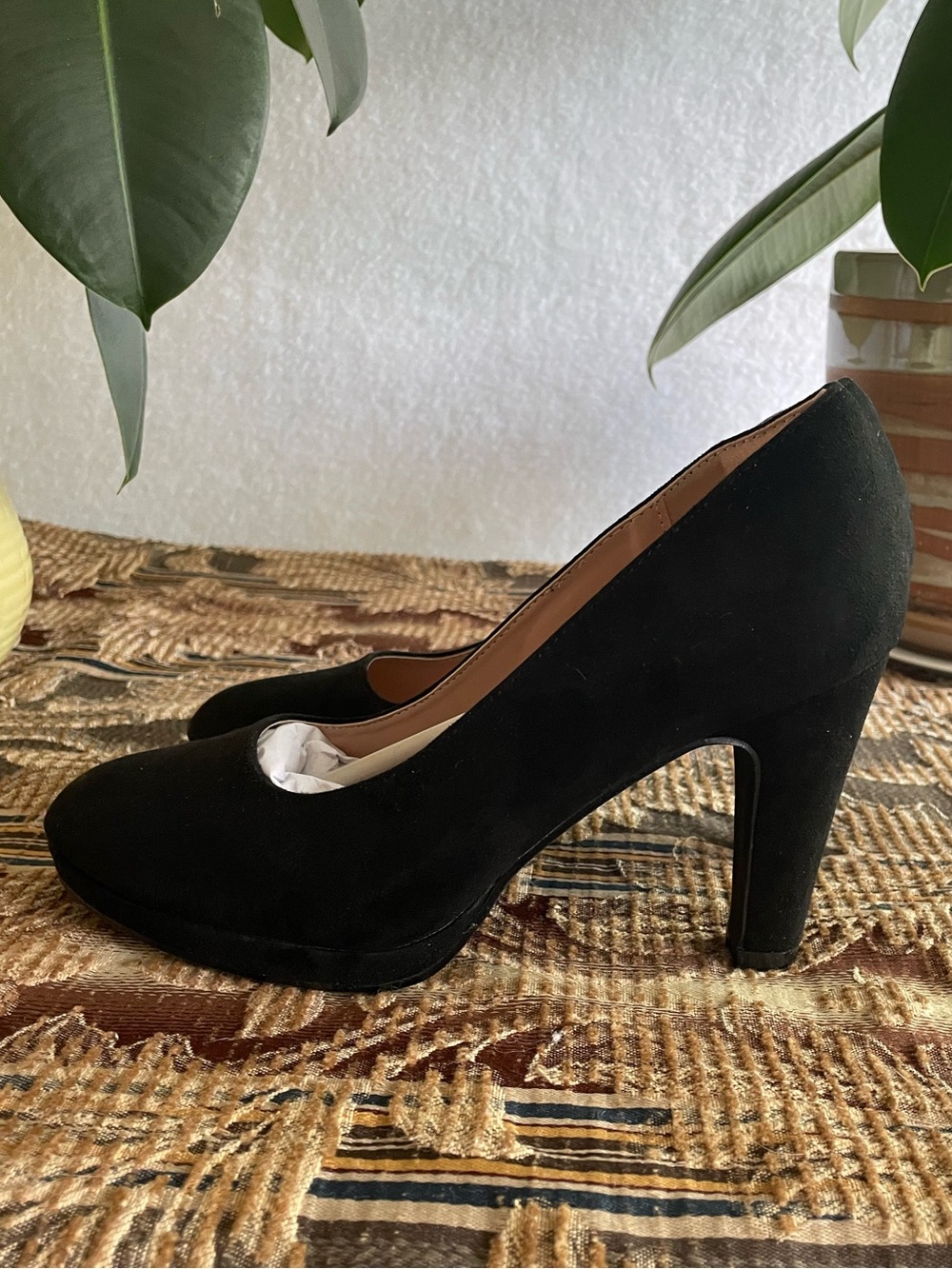 🔥NWT Black Platform Pumps Faux Suede Chunky Block Heel Size 7.5 - Picture 6 of 8